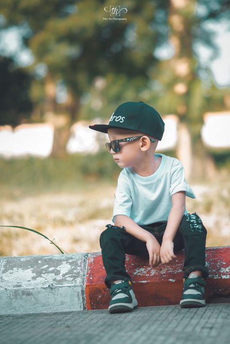 Little Boy Photoshoot Ideas, Toddler Photoshoot Boy, Little Boy Photoshoot, Birthday Photoshoot Ideas Boys, Baby Boy Portraits, Photoshoot Portfolio, 7th Birthday Boys, 6th Birthday Boys, Boy Photoshoot