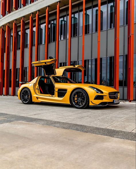 Mercedes SLS AMG Black Series painted in Solar Bean Yellow Photo taken by: @airmadrid on Instagram Sls Black Series, Sls Amg Black Series, Mercedes Sls Amg, Amg Black Series, Sports Car Brands, Mercedes C63 Amg, Mercedes Benz Sls Amg, Mercedes Benz Sls, Mercedes Sls