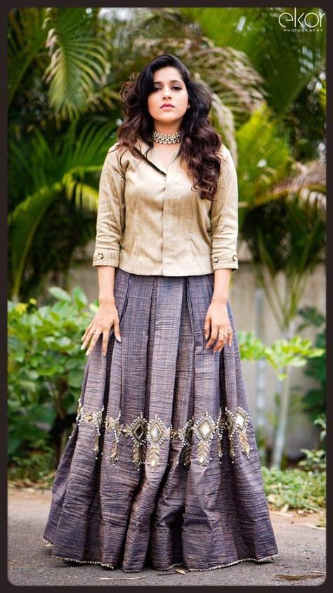 Top For Skirt Indian, Skirt Choli Design, Birthday Outfit Skirt And Top, Long Skirt Outfits Indian Traditional, Indian Skirt And Top Outfits, Ajrakh Chaniya Choli, Skirt And Crop Top Indian, Long Skirt Top Designs, Designer Crop Top