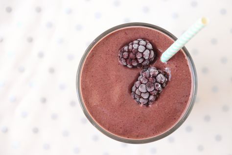 Blackberry Smoothie Recipes, Blackberry Chocolate, Healthy Protein Smoothies, Green Apple Smoothie, Sweet Potato Smoothie, Apricot Smoothie, Super Healthy Smoothies, Blackberry Smoothie, Chocolate Peanut Butter Smoothie