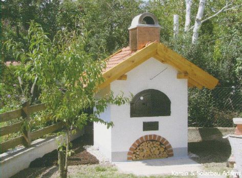 Steinbackofen Steinbacköfen Backofen Pizza Oven Backyard, Fire Pit Grill, Kitchen Oven, Pizza Bread, Pizza Oven, Backyards, Outdoor Cooking, The Space, Outdoor Kitchen