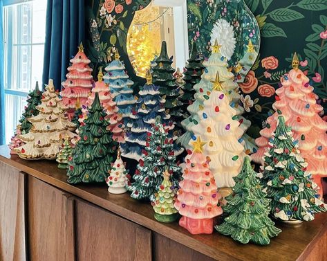 Vintage Ceramic Christmas Tree Display, Thrifted Christmas, Vintage Christmas Tree Ideas, Sugarplum Christmas, Vintage Ceramic Christmas Tree, Cottage Christmas, Ceramic Christmas Trees, Holiday Christmas Tree, Holiday Crafts Christmas