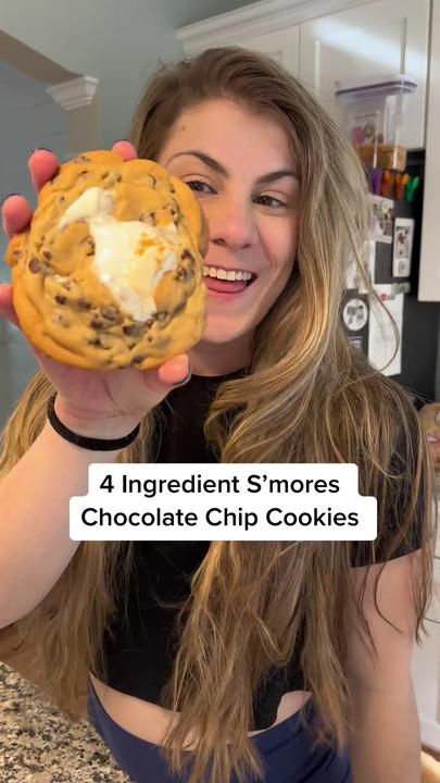 Crumbl Cookies, Smores Cookies, Tic Tok, Lemon Desserts, 4 Ingredients, Ready Made, Summer Recipes, Chocolate Chip Cookies, Cookie Recipes