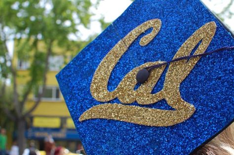 Blue and Gold at graduation #GoBears #Tradition #UCBerkeley Berkeley Grad Cap, Ucla Grad Cap, Graduation Cap Designs College, Caps Design, Graduation Hats, College Grad Cap Ideas, Abi Motto, Cute College Outfits, Senior Szn