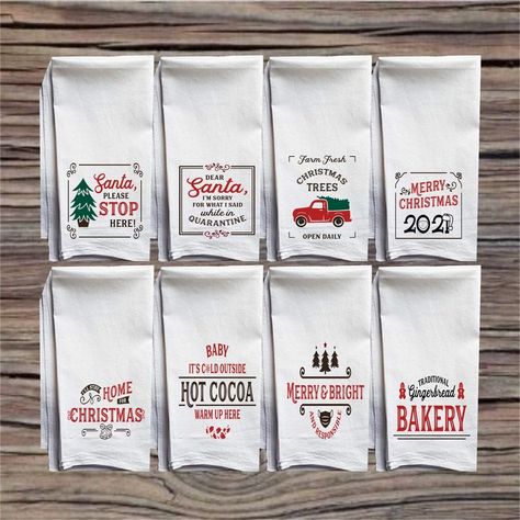 Holiday Hand Towels, Tea Towels Diy, Christmas Vinyl, Funny Kitchen, Christmas Kitchen Towels, Christmas Towels, Christmas Dishes, Chef Gifts, Towel Kitchen