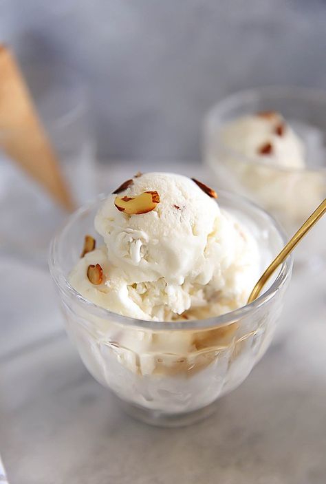 Toasted Almond Vegan Ice Cream Toasted Almond Drink, Almond Liquor, Almond Ice Cream, Ice Cream Mixture, Yummy Ice Cream, Unsweetened Coconut Milk, Healthy Ice Cream, Vegan Ice Cream, Unsweetened Coconut