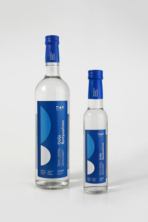 Packaging World, Shampoo Packaging, Package Design Inspiration, Water Packaging, Drinks Packaging Design, Blue Drinks, Alcohol Packaging, Water Branding, Cosmetic Packaging Design