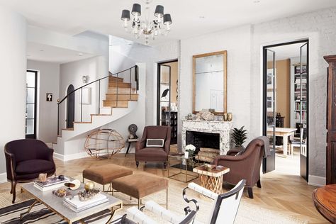 See more of Nate Berkus Associates's  Manhattan Townhouse on 1stdibs Manhattan Townhouse, Modern Traditional Decor, Jeremiah Brent, Eclectic Living, Modern And Traditional Decor, Traditional Interior Design, Nate Berkus, Curved Staircase, Hans Wegner