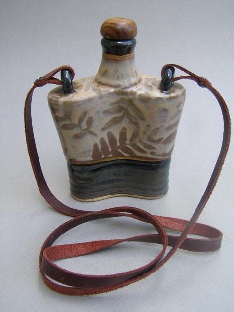 Ceramic Flask, Water Flask, Earthenware Pottery, Ceramic Urn, Ceramic Bottle, Pottery Sculpture, Pottery Wheel, Bottles And Jars, Clay Ceramics