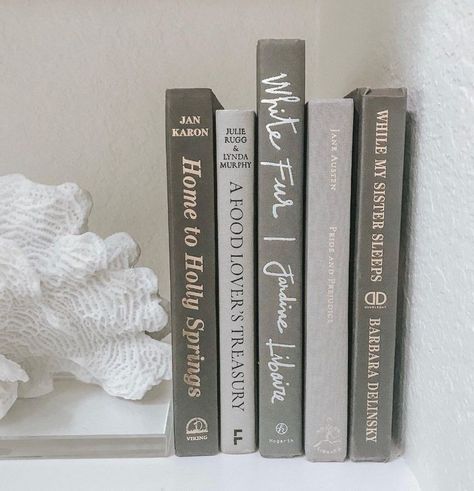 Books Wedding Decor, Books Wedding, Farmhouse Books, Pastel Grey, Books Vintage, Decor Shelf, Decorative Books, Shelf Display, Book Stack