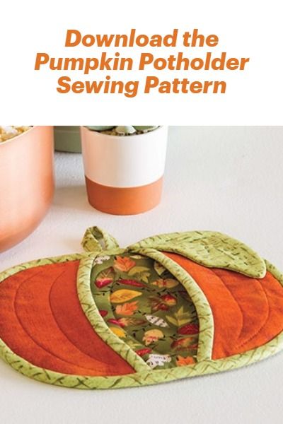 Quilted Pumpkin Potholders, Pumpkin Hot Pad Pattern, Pumpkin Pot Holders, Pumpkin Coasters Free Pattern Sewing, Cast Iron Pot Holder Diy, Sewing Thanksgiving Projects, Apple Potholders Free Pattern, Quilted Pot Holders Patterns, Halloween Potholder Patterns