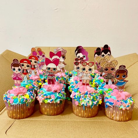 LOL Surprise! Cupcakes Lol Birthday Cupcakes, Lol Cupcakes, Surprise Cupcakes, Rainbow Cupcakes, Bday Cake, Lol Dolls, 6th Birthday, Birthday Cupcakes, Cake Ideas