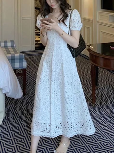 Hoco Inspo, Simple Frocks, Frock For Women, Pakaian Feminin, Modest Dresses Casual, Modern Clothing, Summer Elegant, Designer Dresses Casual, Korean Fashion Dress