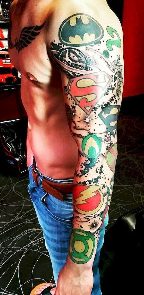 Superhero Tattoos, Best Sleeve Tattoos Men, Sleeve Tattoos Men, Super Hero Tattoos, Superman Tattoos, Dc Tattoo, Hero Tattoo, Spiderman Tattoo, Avengers Tattoo