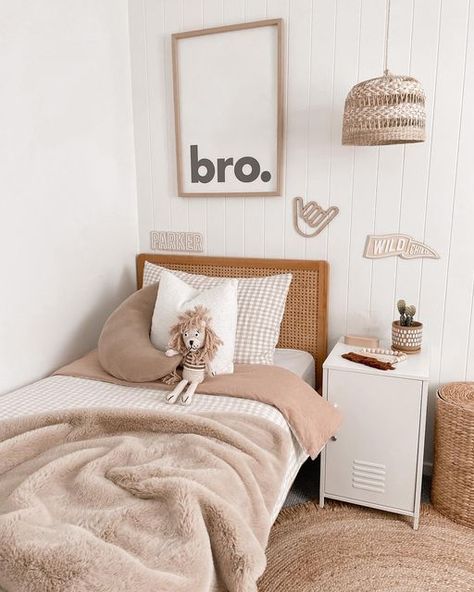 Neutral Sibling Bedroom, Toddler Neutral Bedroom, Baby Boy Toddler Room, Gender Neutral Toddler Room Shared, Boy Girl Toddler Room, Neutral Shared Kids Room, Boho Toddler Boy Room, Boys Neutral Bedroom, Kids Neutral Bedroom