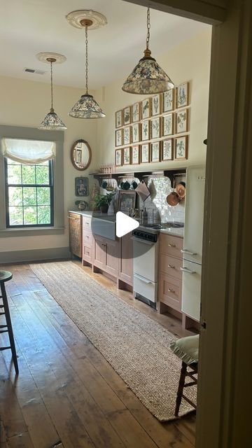 Anna Conese Designs on Instagram: "San Carlos Tan by Benjamin Moore.  I'm loving that you're loving my cabinets as much as I am! I've always wanted a pink kitchen and this color is the dusty rose serenade of my dreams 🥰." Dusty Rose Cabinets, Dusty Pink Cabinets, Dusty Pink Cabinets Kitchen, Dusky Pink Kitchen Cabinets, Dusty Pink Kitchen, Dusky Pink Kitchen, Pink Kitchen Cabinets, Pink Kitchen, Benjamin Moore