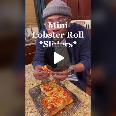 Lobster Sliders, Roll Sliders, Lobster Recipes, Lobster Roll, Low Carb Dinner, Michael J, Food Reviews, Something Sweet, Calm Down