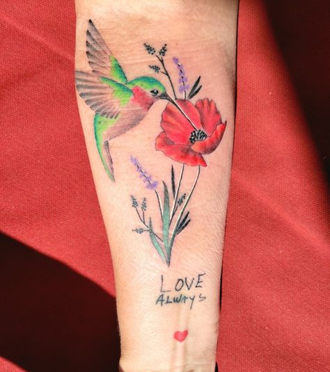 Hummingbird & flower tattoo Hummingbird Tattoo With Poppies, Hummingbird Flower Tattoo, Hummingbird Flower Tattoos, Red Flower Tattoos, Poppy Flower Tattoo, Poppy Tattoo, Mommy Tattoos, Poppies Tattoo, Hummingbird Flowers