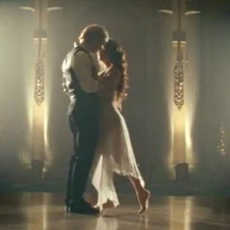 WATCH: Ed Sheeran Shares 'Thinking Out Loud' Music Video.  This video will make you melt! Thinking Out Loud, Beating Heart, Best Husband, All Music, Ed Sheeran, My Favorite Music, Music Love, About Love, First Dance