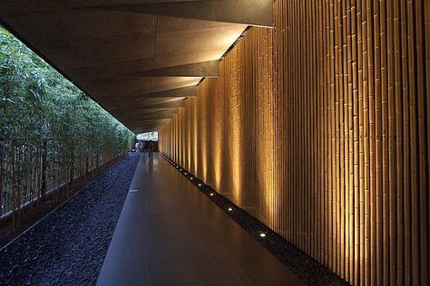 Nezu Museum, Diy Pathway, Pathway Garden, Blitz Design, Design Hall, Lighting Garden, Corridor Lighting, Facade Lighting, Japanese Wall