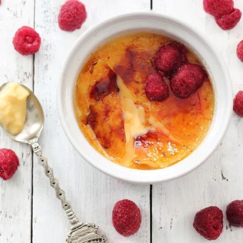 A classic Crème Brulee is made primarily of cream, sugar, egg yolks and vanilla. This simple, basic recipe really must be sampled to fully Caramelized Sugar, Vanilla Custard, Creamed Eggs, Christmas Food Desserts, Egg Yolks, Nutrition Labels, Recipe Images, Basic Recipes, Roasting Pan