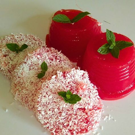 Watermelon Pudding Dessert recipe - Watermelon Jelly recipe - Watermelon Delight Recipe @IqbalKitchenCuisine https://youtu.be/GsnRwwKWxuM Watermelon Jelly Recipe, Watermelon Pudding, Pudding Desserts Recipes, Watermelon Jelly, Pudding Dessert, Jelly Recipe, Custard Recipes, Jelly Recipes, Pudding Desserts