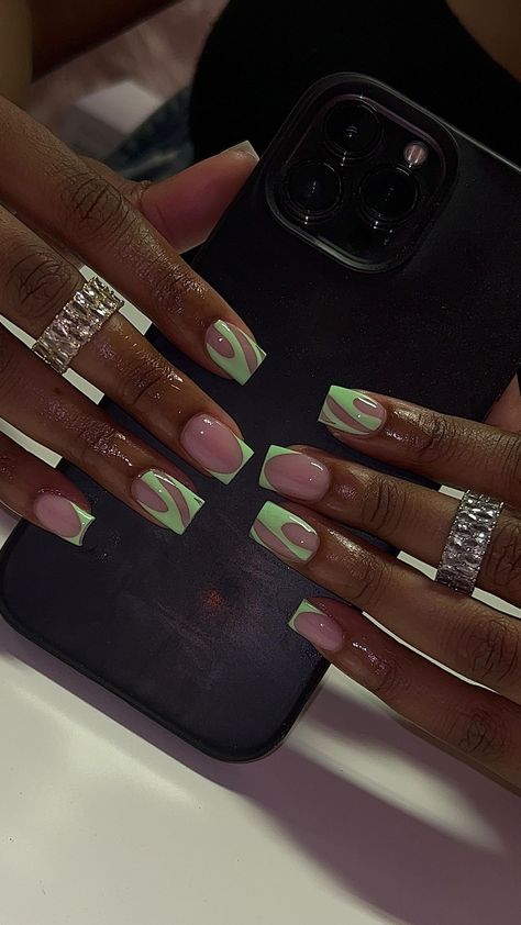 😩. @daydiorrr #orlandonails #orlandonailtech #fypnails #nailsofinstagram #nailsnailsnails #explorepage #viralnails #nailart #naildesigns | Instagram Nails Acrylic Short Design Ideas, Fall French Tips Short, Short Nail Designs Classy, Short Nails Simple Design, Short Nail Sets, Cute Short Nail Sets, Orlando Nails, Green Short Nails, Cute French Nails