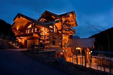 Timber Logs, Cedar Log, Getaway Cabins, Wooden Cabins, Luxury Cabin, House Hunters, Log Cabin Homes, Beautiful Houses, Log Home