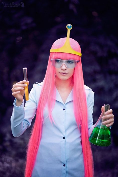 Adventure time from The Mary Sue Princess Bubblegum Cosplay, Adventure Time Costume, Adventure Time Cosplay, Crazy Costumes, Adventure Time Characters, Cosplay Inspiration, Costume Inspo, Epic Cosplay, Cosplay Tutorial