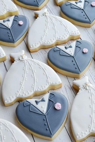 Beauty Fotografie, Bridal Cookies, Wedding Cake Cookies, Cookies Icing, Bridal Shower Cookies, Shower Cookies, Wedding Forward, Wedding Cookies, Cookies Decorated