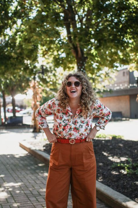 Pleated Pants for Fall Madewell Nina Arianda, Wear To Work Outfits Office Chic, Work Travel Outfit, Fall Everything, Baggy Tshirt, Spring Business Casual Outfits, Business Casual Outfits Winter, Fall Business Casual Outfits, Back Of My Mind