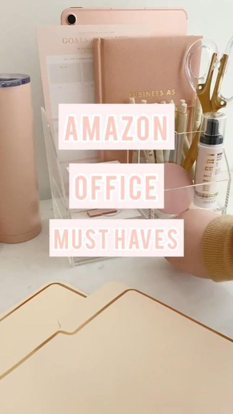 Amazon Office Must Haves, Work Cubicle Decor, Schul Survival Kits, Office Must Haves, Office Finds, Amazon Office, Routine School, Teresa Caruso, Work Desk Decor