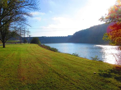 Douglas Dam Tailwater Campground – Douglas Lake Tennessee Valley Authority, Douglas Lake, Rv Campsite, Stadium Seats, Electric Boat, River Fishing, Pier Fishing, Gatlinburg, Bird Watching