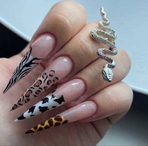 Safari Nails Designs, Safari Nails, Leopard Nail Designs, Nails Lips, Stilleto Nails Designs, Animal Print Nails Art, 3d Nail Art Designs, Stiletto Nails Designs, Cute Acrylic Nail Designs