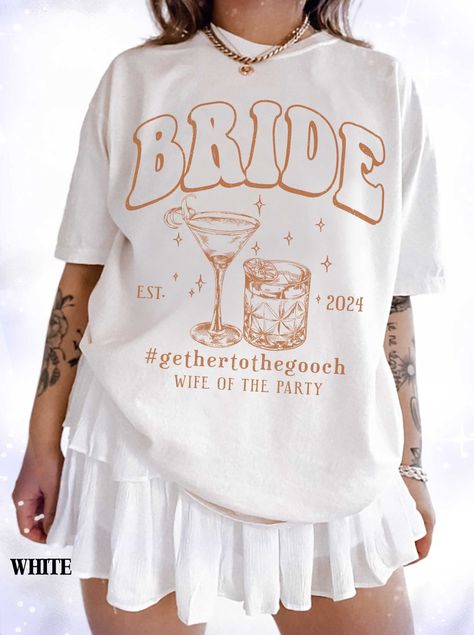 Luxury Bachelorette Merch Comfort Colors, Cocktail Social Club, Bridal Party Shirt, Wedding Gift, Personalized Bride Shirt, Bridesmaid Shirt, #tshirts #tshirt #fashion #tshirtdesign Bachelorette Tops, Bride To Be Party, Bachelorette Merch, Bride Era, Luxury Bachelorette, Bride Tshirt, Holly Wedding, Funny Bride, Bridesmaid Shirt