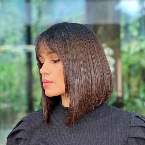 Medium Long Bob Hairstyles With Bangs, Long Bob With Bangs 2023, Long A Line Bob With Bangs, Long Bob With Bangs Hairstyles, Long Bob Cut With Bangs, Long Bob Mit Pony, Long Bob Hairstyles With Bangs, A Line Bob With Bangs, Long Bob With Fringe