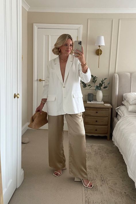 Women's Linen-Blend Blazer curated on LTK White Linen Blazer Outfit, Beige Linen Blazer, Linen Blazer Outfit, White Linen Blazer, Simple Work Outfits, Blazer Linen, Laura Byrnes, Linen Outfit, Canada Trip