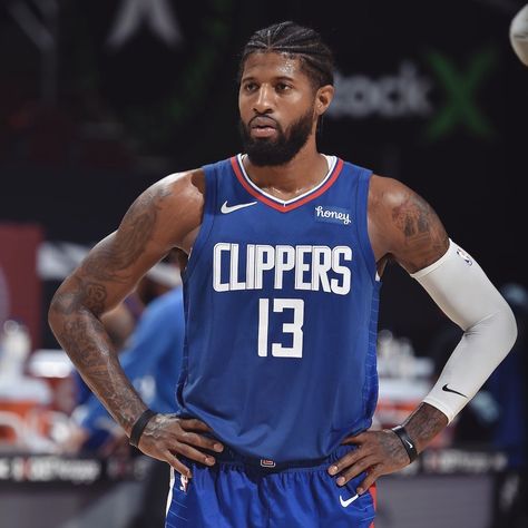 Paul George Braids, Paul George Clippers, Michael Jordan Basketball, Basketball Videos, La Clippers, Jordan Basketball, Paul George, James Harden, Mens Braids