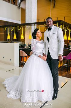 Nigerian Wedding Gowns Brides, Nigerian Wedding Dresses Traditional, Wedding Dresses For Curvy Women, Latest Wedding Gowns, Nigerian Wedding Dress, Bride Groom Dresses, Dress Mother Of The Bride, Wedding Dresses Lace Ballgown, African Wedding Attire