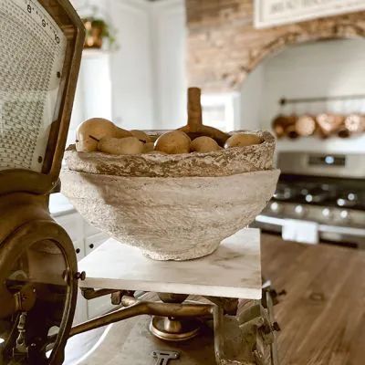 Paper Mache Bowl, Paper Mache Bowls, Paper Mache Crafts, Harvest Table, Shabby Chic Farmhouse, Metal Baskets, Chic Farmhouse, Papel Mache, Decorative Bowl