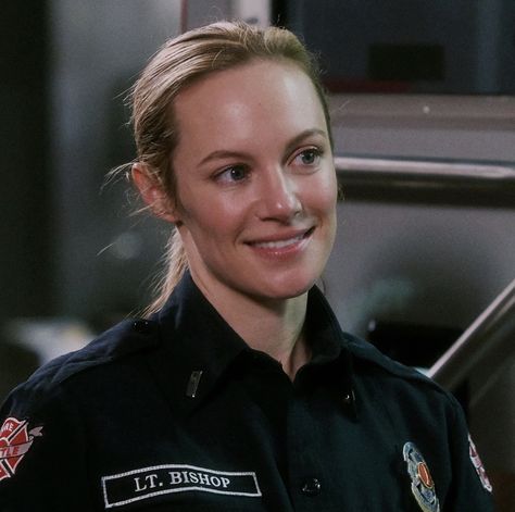 daily maya bishop Maya Carina, Maya Bishop, Grey's Anatomy Doctors, Firefighter Pictures, Danielle Savre, Female Firefighter, Station 19, Girlfriend Goals, Couples Vibe