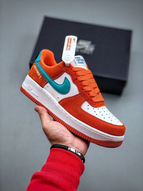 Nike Air Force 1 DH7568 800 For One Nike, Nike Air Force 2, Nike Design, Nike Fashion Shoes, Kicks Shoes, All Nike Shoes, Tenis Nike, Nike Air Shoes, Nike Air Jordan Retro