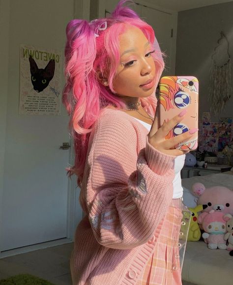 Kawaii Black Hairstyles, Alternative Indie, Catty Noir, Dyed Natural Hair, Aesthetic Retro, Indie Aesthetic, Hair Inspo Color, Black Girls Hairstyles, Aesthetic Hair