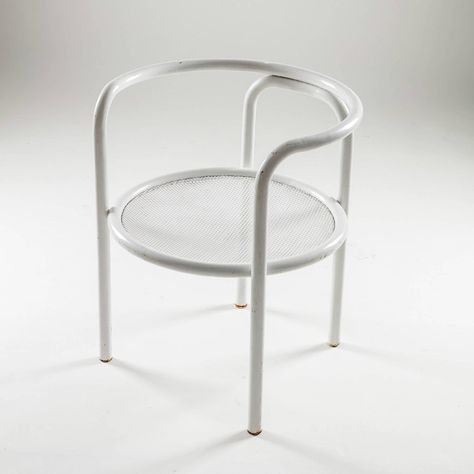 Set of "Locus Solus" Chairs and Table by Gae Aulenti for Poltronova | From a unique collection of antique and modern tables at https://www.1stdibs.com/furniture/tables/tables/ Gae Aulenti, Modern Tables, Metal Chair, Chair Furniture, Food Stall, Interior Deco, Vintage Chairs, Shop Chair, Modern Chairs