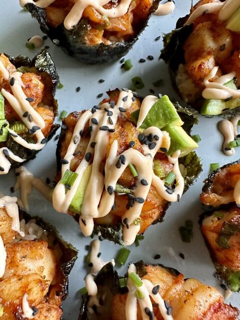 Shrimp Seaweed Cups, Crispy Rice Shrimp Sushi, Asian Food Ideas For Party, Crispy Shrimp Sushi, Spicy Salmon Rice Muffins, Salmon Rice Muffins, Rice Muffins, Bibimbap Sauce, Sushi Style