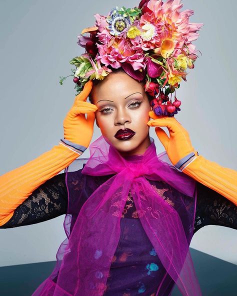 Rihanna Savagexfenty, Jungle Costume, Princess Headdress, Rihanna Cover, Flower Explosion, 2018 Instagram, The September Issue, Floral Headdress, Flower Photoshoot