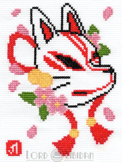 Kitsune Cross Stitch, Kitsune Embroidery, Cute Cross Stitch Patterns, Japanese Cross Stitch, Kitsune Tattoo, Anime Cross Stitch, Cross Stitch Tattoo, Tattoo Cross, Kawaii Cross Stitch