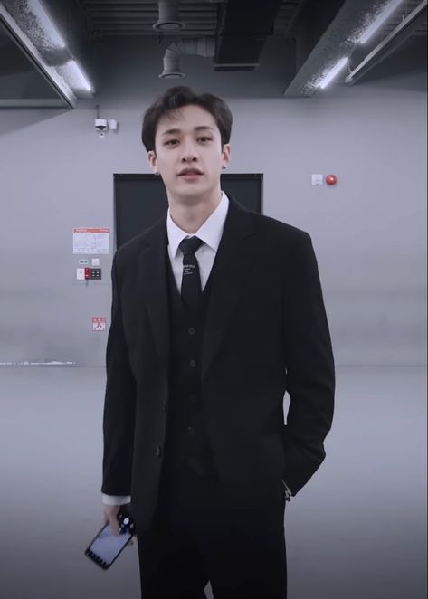 Bangchan Suit Black, Bang Chan In Suit, Bangchan In A Suit, Chan In A Suit, Bangchan Standing, Bangchan In Suit, Bangchan Suit, Christopher Bangchan, Football Dress