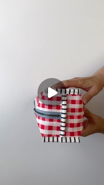 Box Pouch Pattern, Boxy Bags, Bags Sewing, Pouch Sewing, Pouch Tutorial, Tool Pouch, San Blas, Pouch Pattern, Zippered Pouch