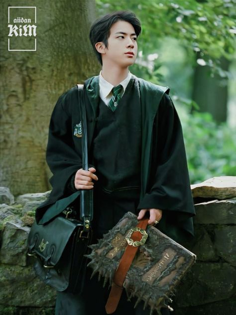 ai⁷ on Twitter: "kim seokjin, the head boy of slytherin house 🐍✨… " Wallpaper Bts, Jin Bts, Korean Boy, Seokjin Bts, Bts Fans, Worldwide Handsome, Bts Lockscreen, Bts Korea, Bts Jin